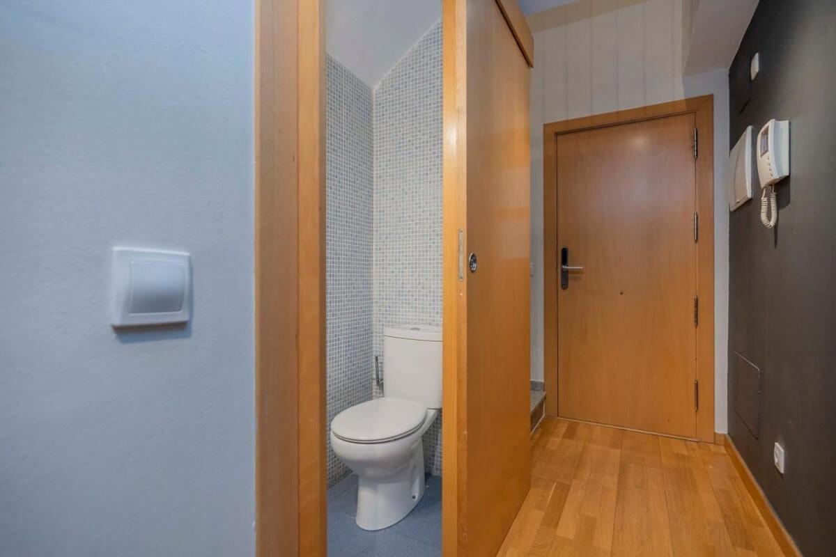 2 Bedroom Duplex With Balcony 4-3 Appartement