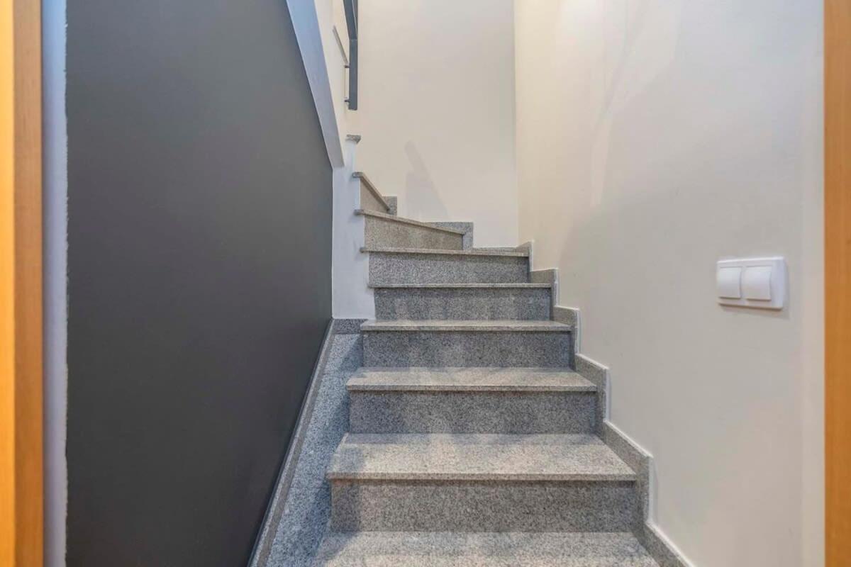 Appartement 2 Bedroom Duplex With Balcony 4-3