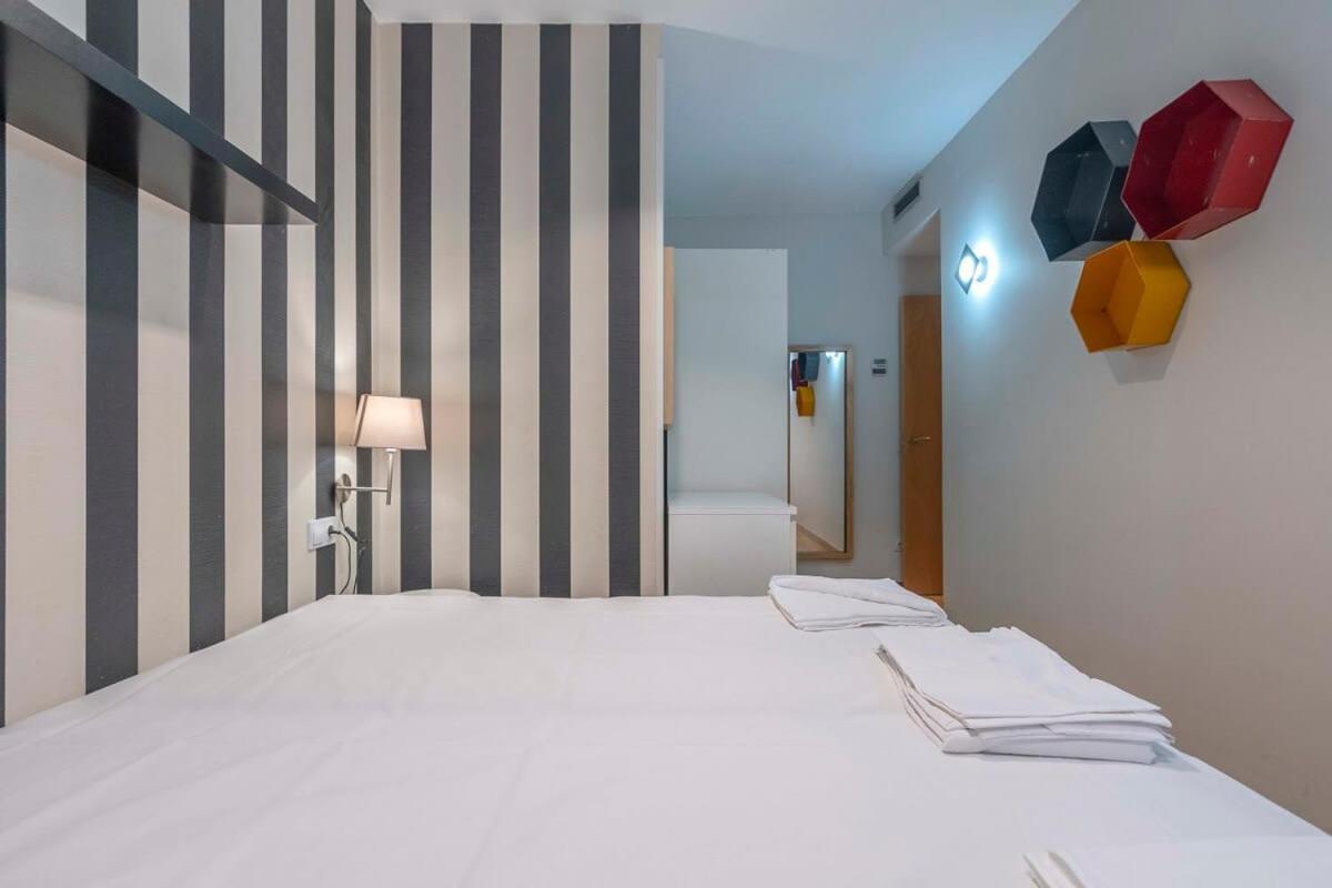 2 Bedroom Duplex With Balcony 4-3 Appartement