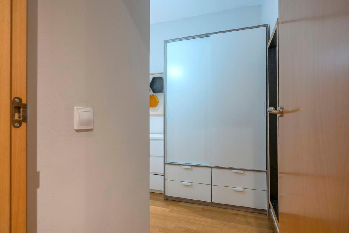 2 Bedroom Duplex With Balcony 4-3 Appartement *