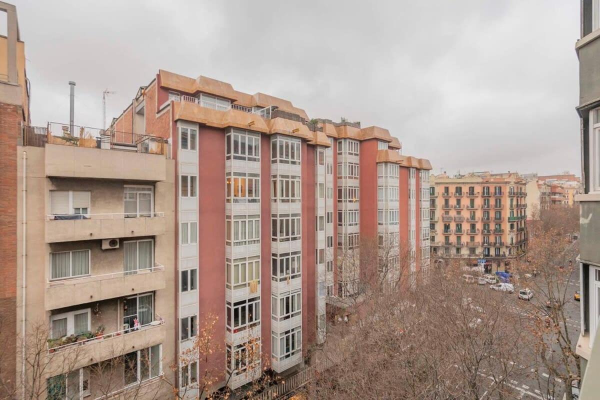 2 Bedroom Duplex With Balcony 4-3 Appartement Barcelona