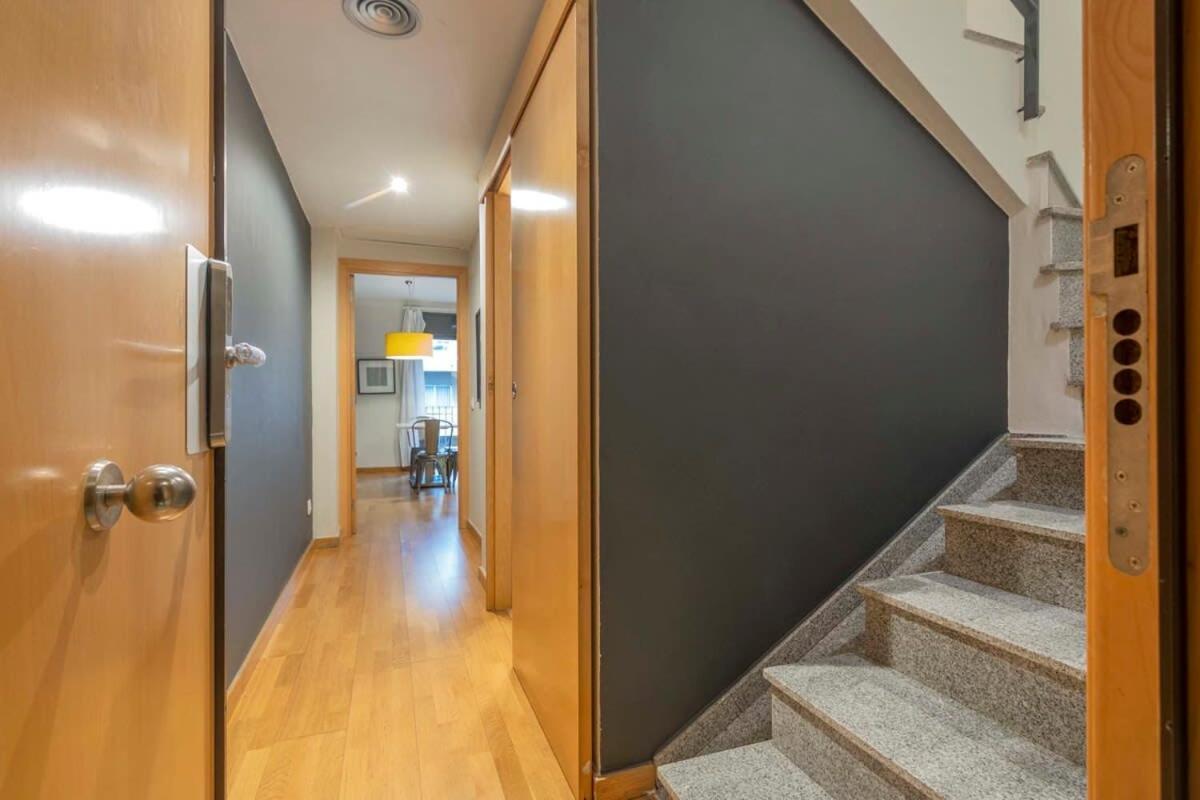 Modern&bright Duplex In Eixample 4-3 * Barcelona